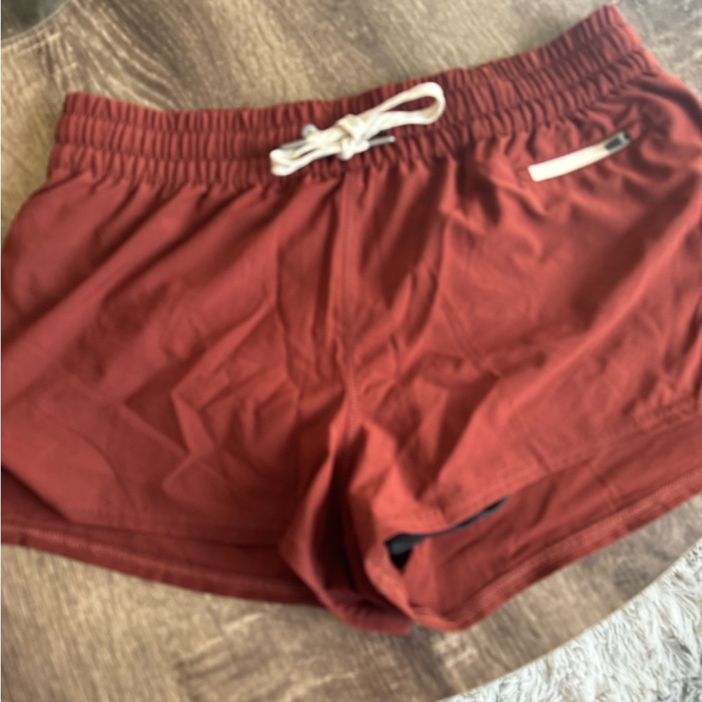 Vuori XS shorts
